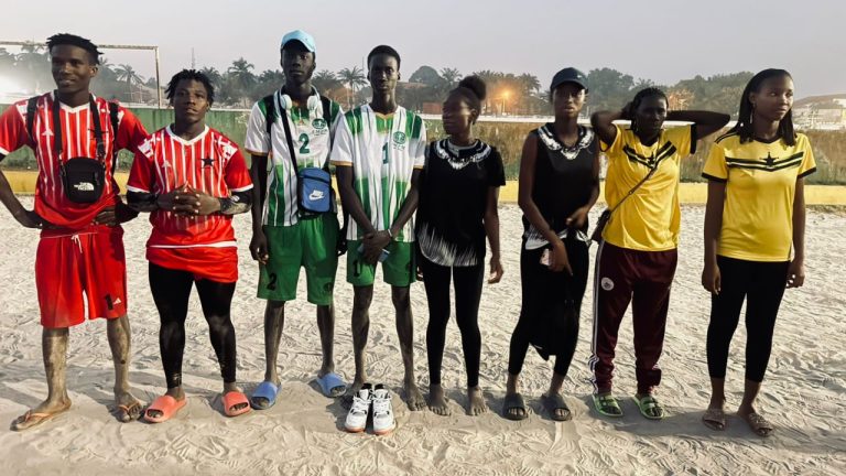 VOLEIBOL DE PRAIA: TORNEIO CENTENÁRIO AMÍLCAR CABRAL